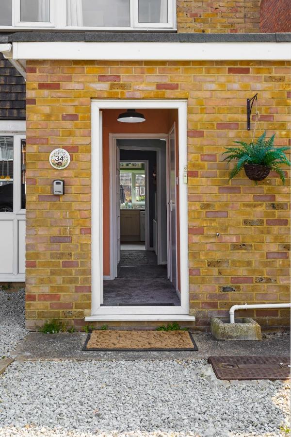 Perfect For Contractors - Canterbury - Free Parking - Ultra Wifi Luaran gambar