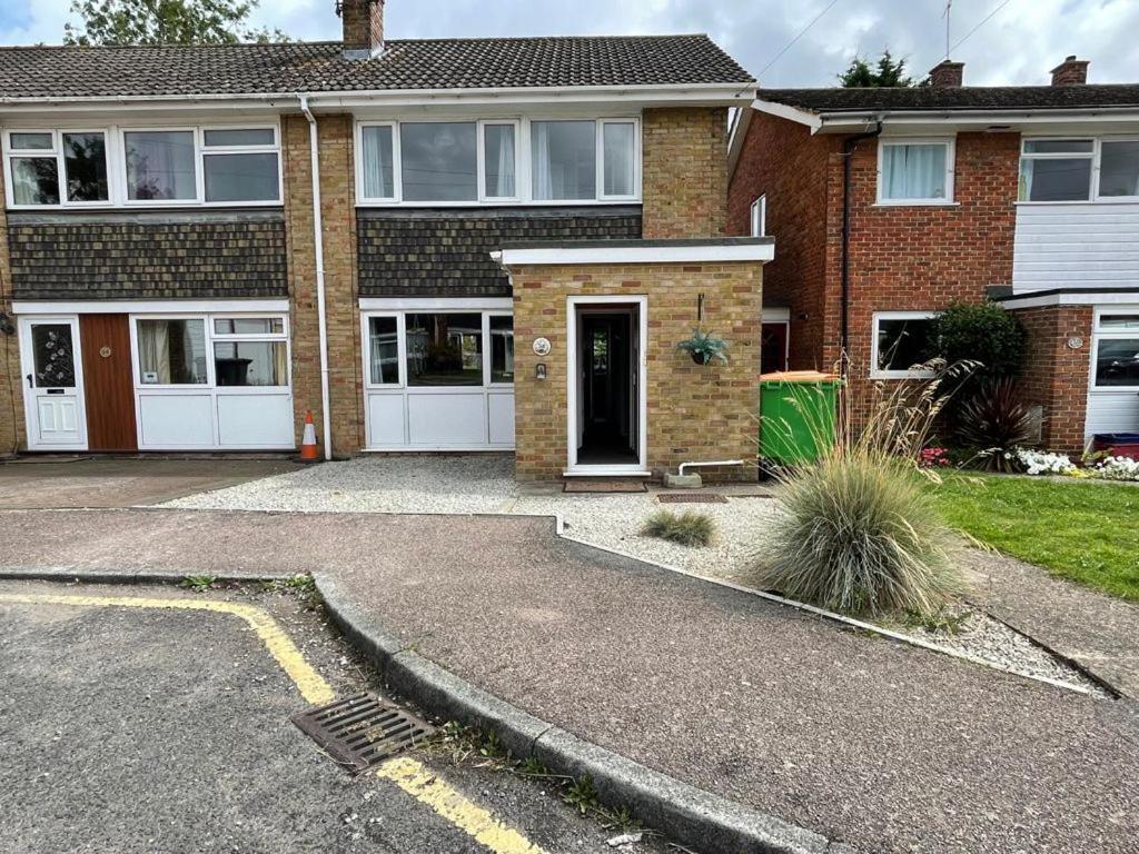 Perfect For Contractors - Canterbury - Free Parking - Ultra Wifi Luaran gambar