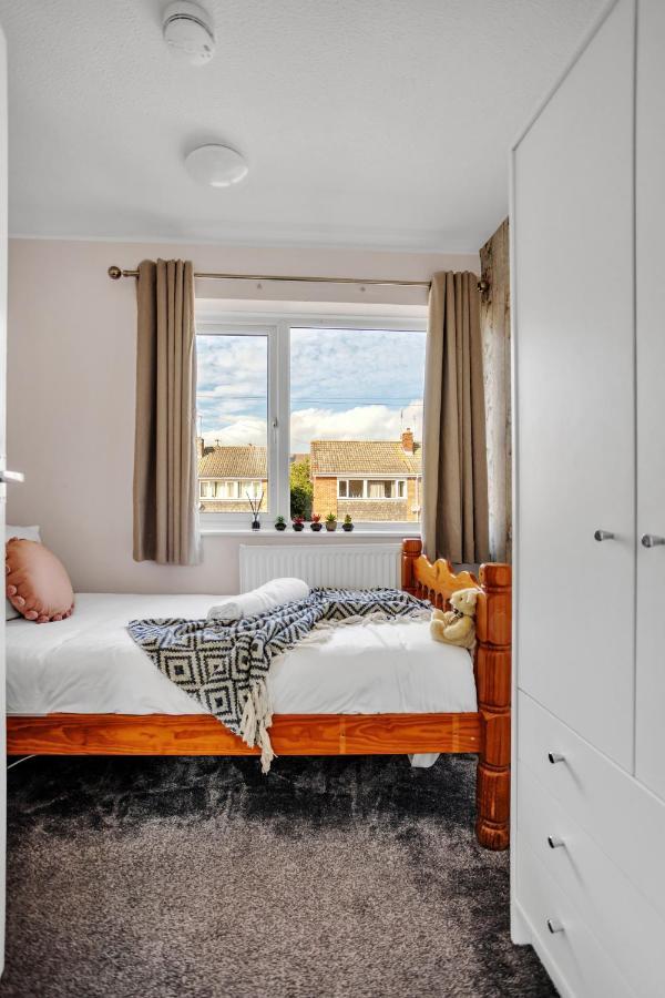 Perfect For Contractors - Canterbury - Free Parking - Ultra Wifi Luaran gambar