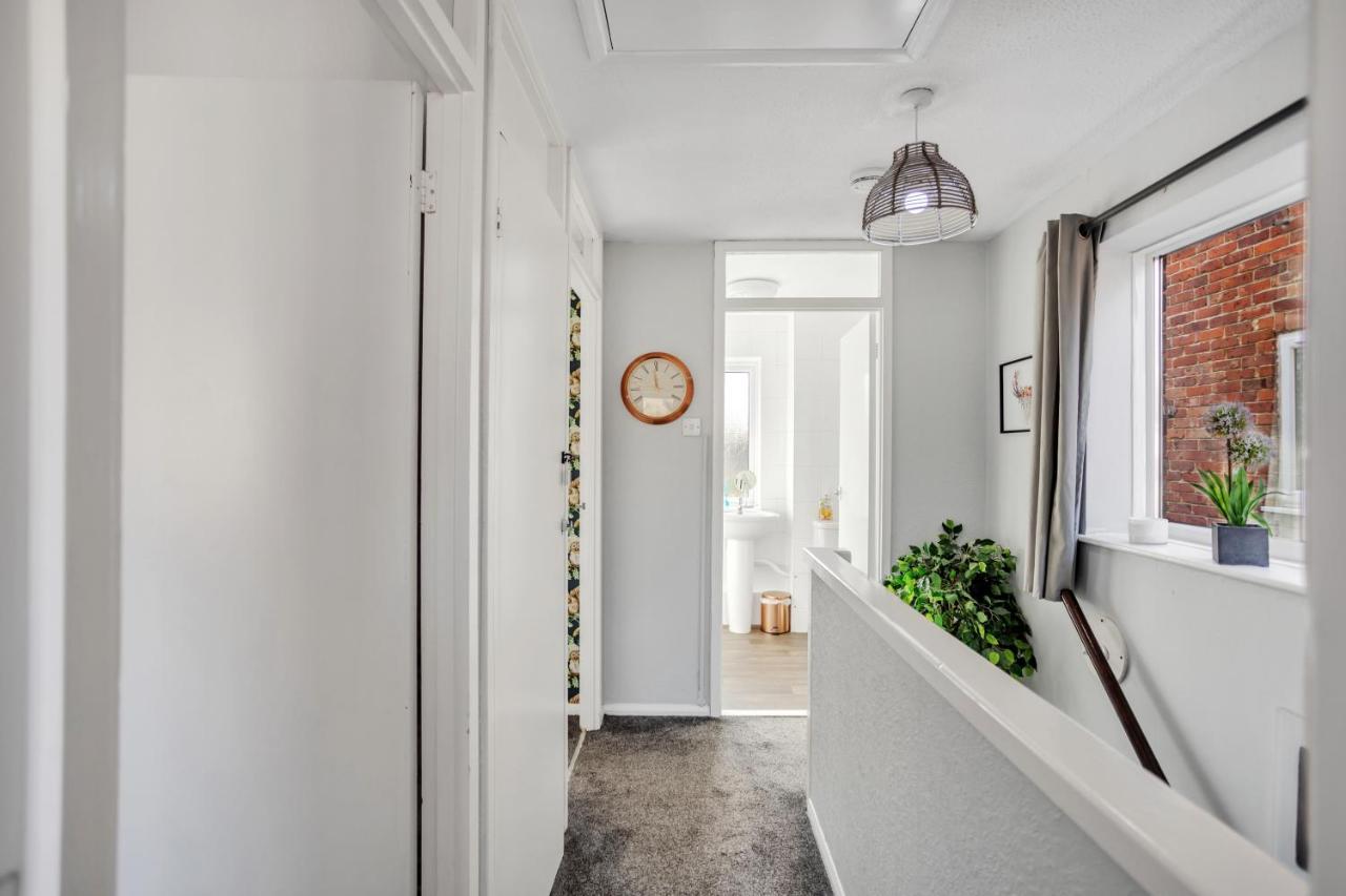 Perfect For Contractors - Canterbury - Free Parking - Ultra Wifi Luaran gambar